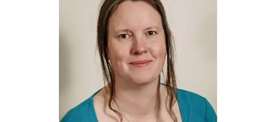 Headshot photo of Katie Cebula